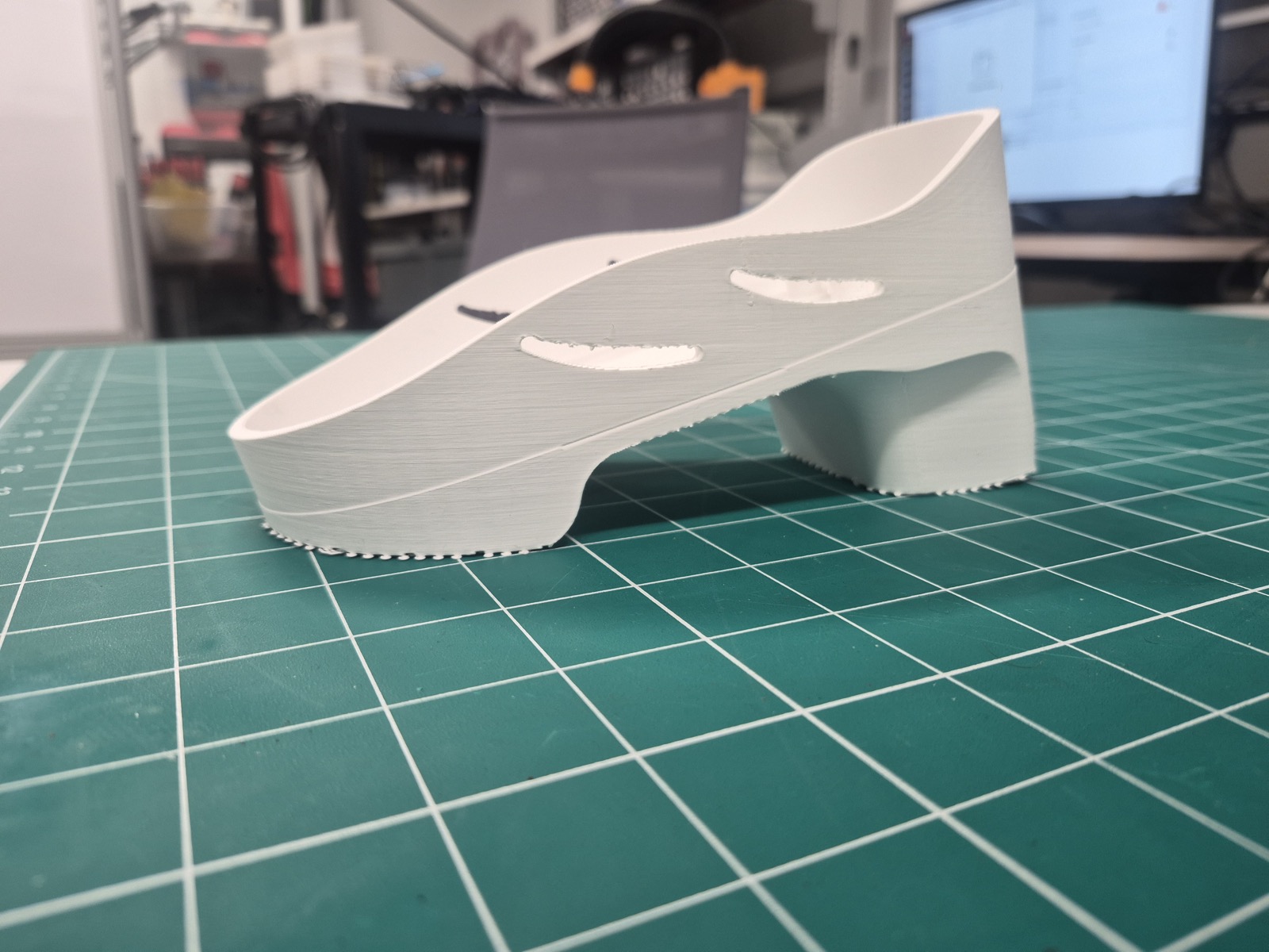 Side view of the printed heel shoe